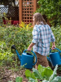 French Blue Watering Can -Garden Care Store 06341 1390 tif