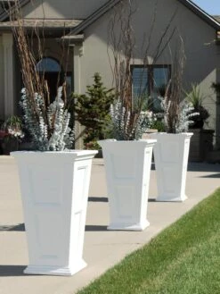 Fairfield Self-Watering Tall Patio Planters, 28” -Garden Care Store 39 342 106V tif