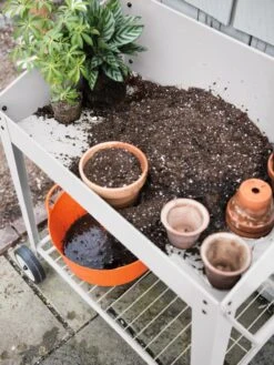 Demeter Potting Bench -Garden Care Store 8594007 0650 tif