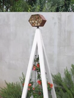 Bee Bungalow + Akoris Garden Tuteur Sr. 13 Bee Bungalow + Akoris Garden Tuteur Sr. -Garden Care Store 8600532 03V tif