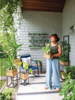 Tartu Elevated Square Planters -Garden Care Store 8611005 016