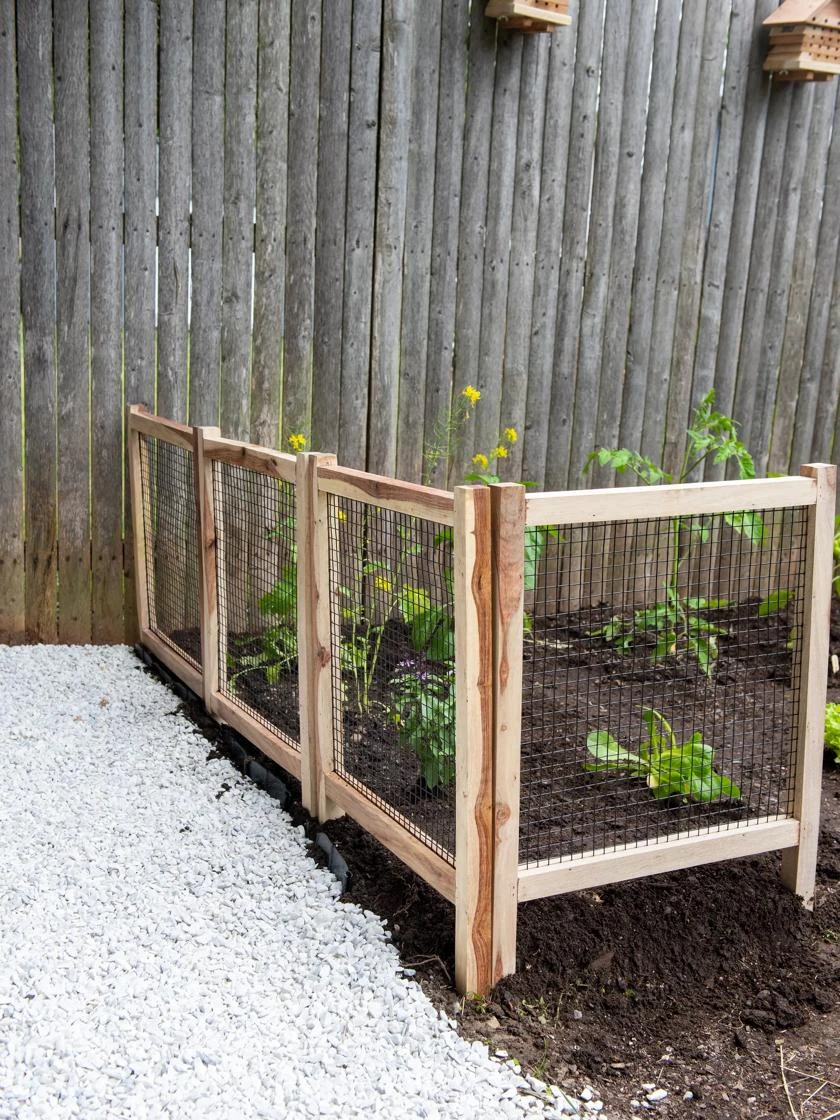 Wood And Wire Critter Fence, Set Of 4 3 Wood And Wire Critter Fence, Set Of 4