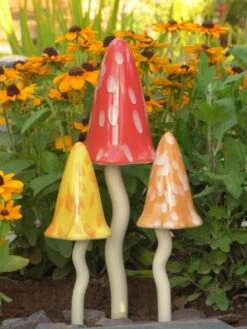 Potting Shed Tinkling Toadstool Sculptures, Set Of 3 13 Potting Shed Tinkling Toadstool Sculptures, Set Of 3 -Garden Care Store 8611730 sum 03v