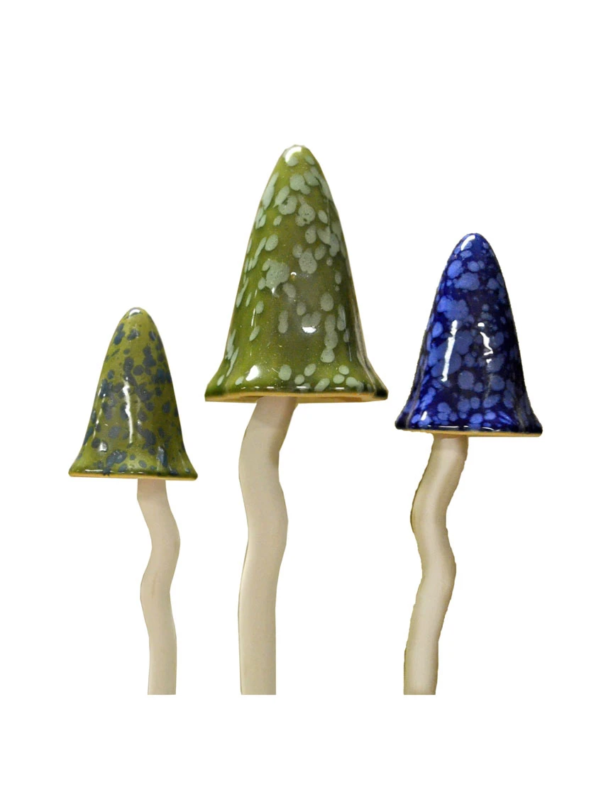 Potting Shed Tinkling Toadstool Sculptures, Set Of 3 8 Potting Shed Tinkling Toadstool Sculptures, Set Of 3 - Image 6