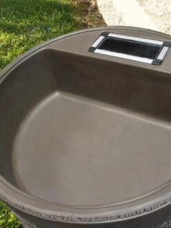 Round Rain Barrel With Planter, 35 Gallons -Garden Care Store 8612856WALNT 02V tif