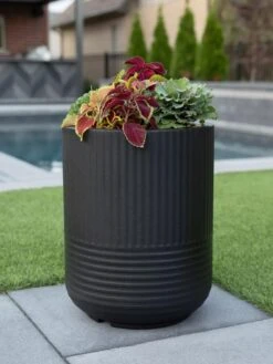 Arden Round Planter -Garden Care Store 8613267 02V tif